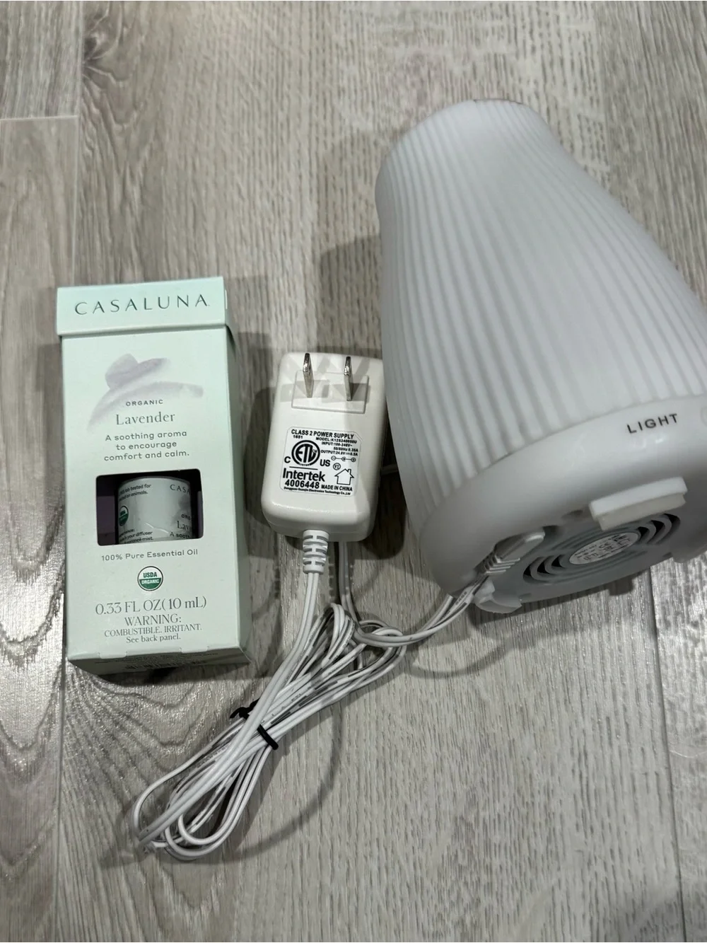 EUC White Ribbed Ultrasonic Diffuser with Casaluna Lavender Oil